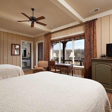 Bright'S Creek Lodge Columbus 外观 照片