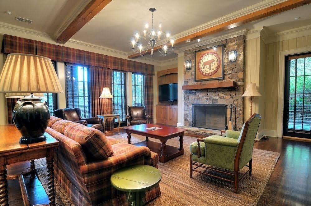 Bright'S Creek Lodge Columbus 外观 照片