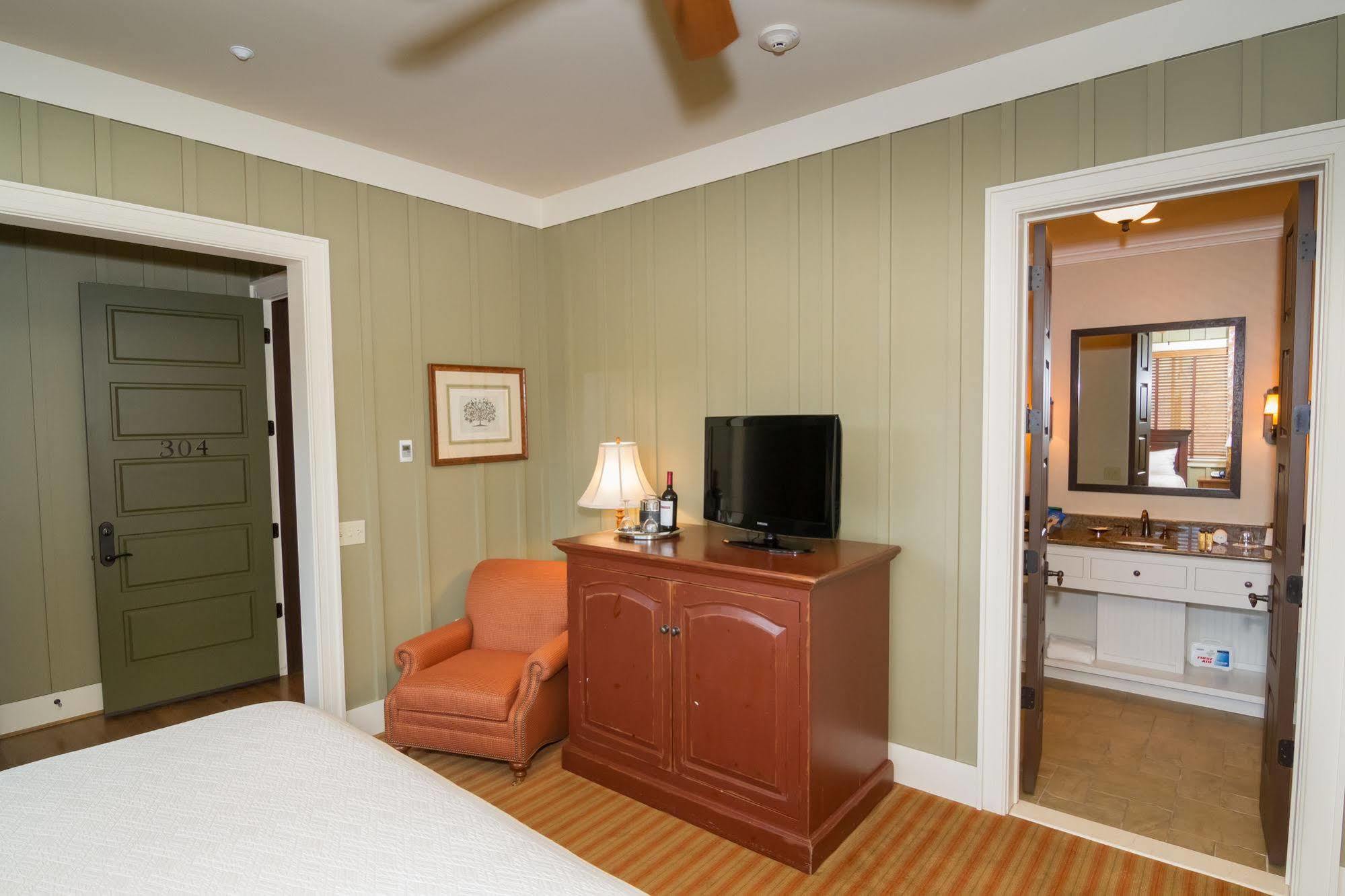 Bright'S Creek Lodge Columbus 外观 照片
