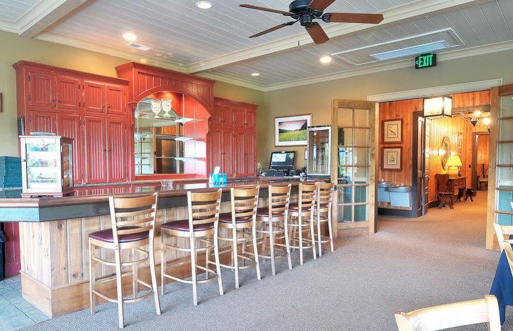Bright'S Creek Lodge Columbus 外观 照片